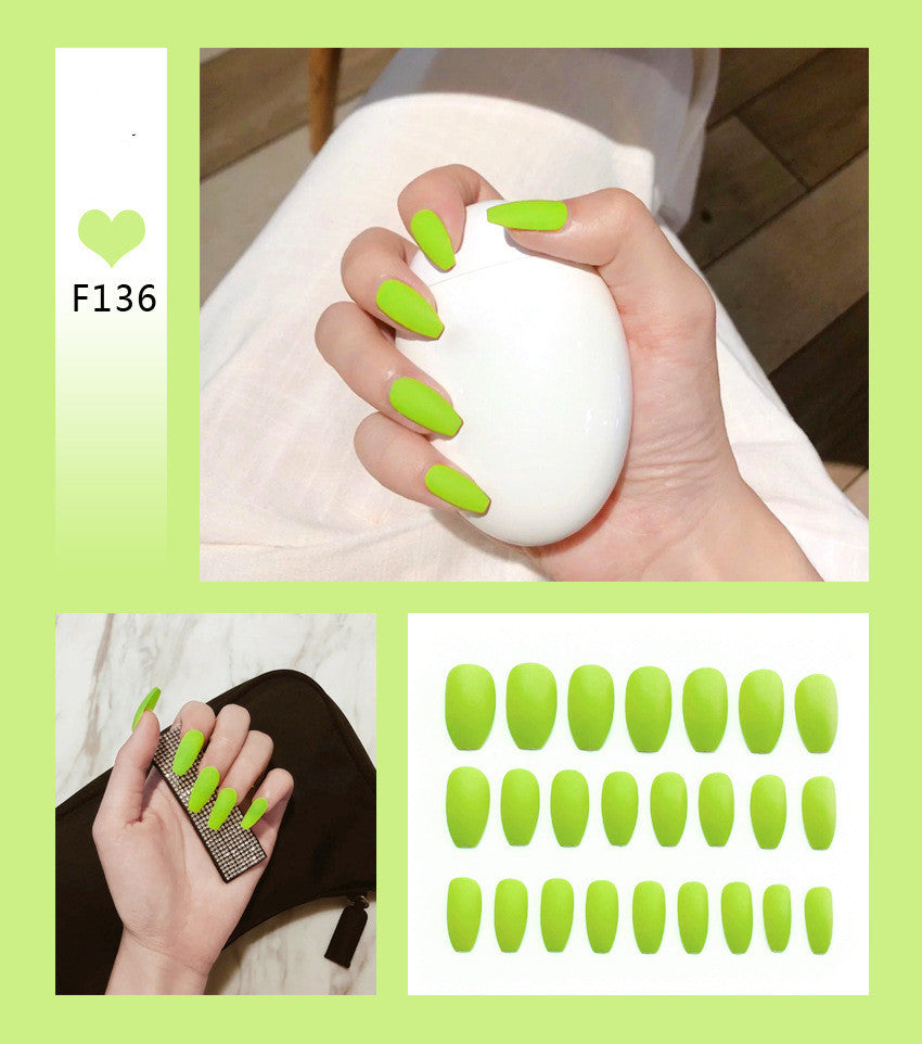 Kit de faux ongles avec 24 couleurs