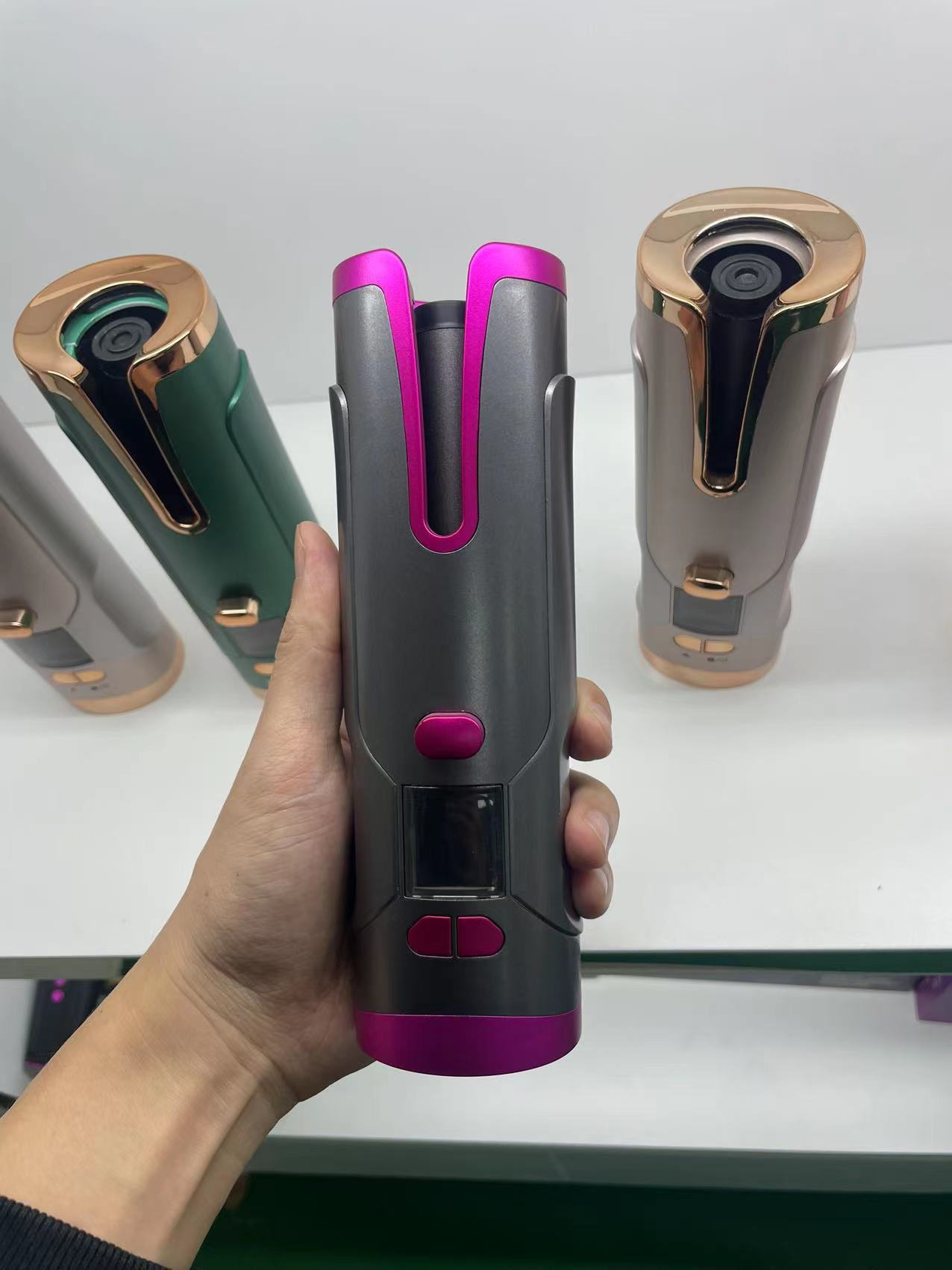 Fer à boucler automatique rechargeable avec écran LCD